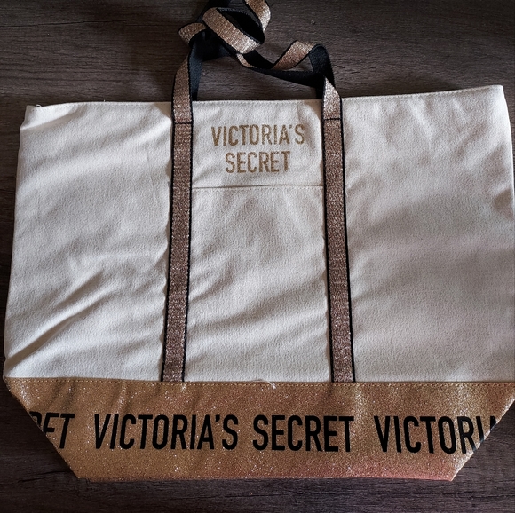 NWOT Victoria Secret Tote Bag - Picture 1 of 4